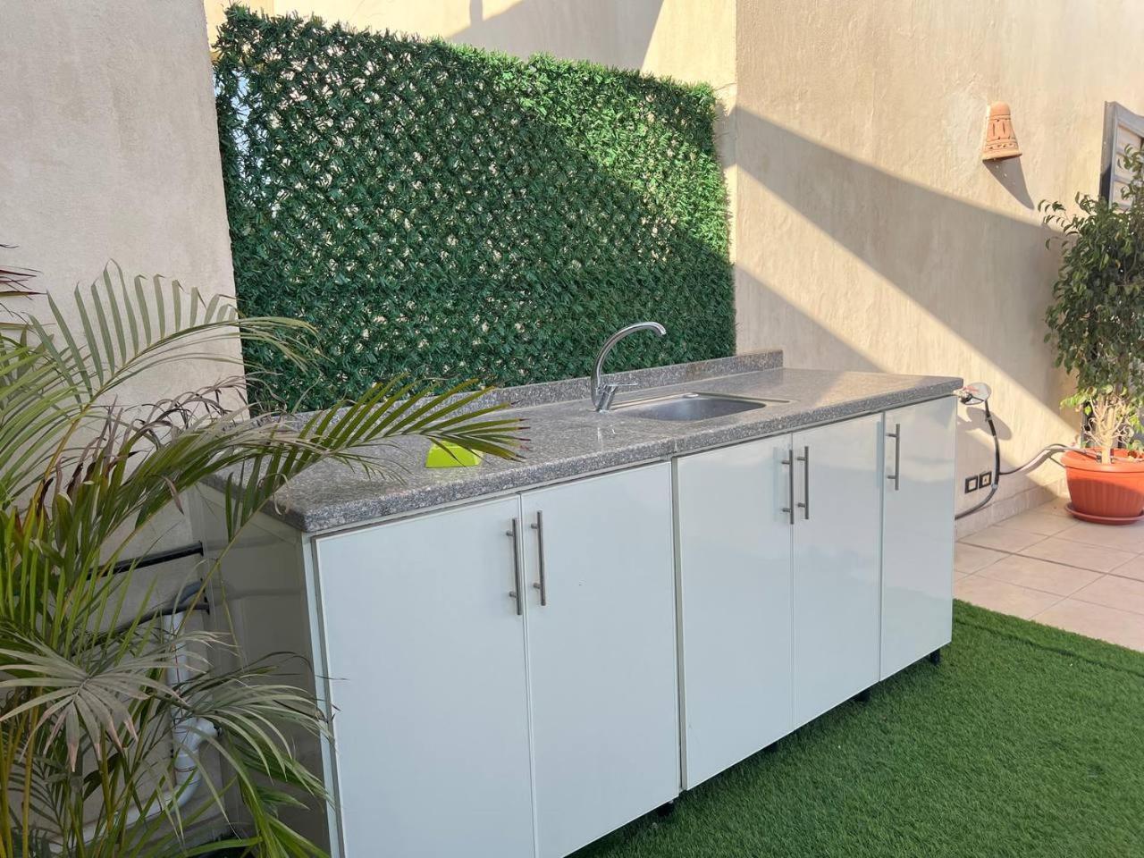 Paradise Studios Sheikh Zayed City Extérieur photo